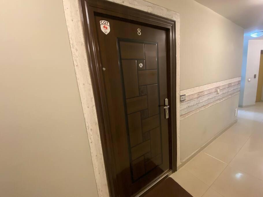 Lovely 1-Bedroom Apartament With Free Parking Szófia Kültér fotó